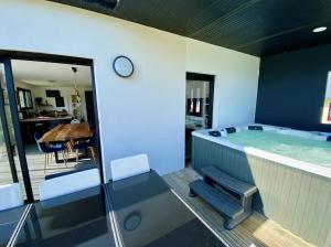 Villas Les Maisons Cote Ouest : photos des chambres