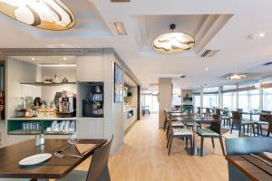 Hotels Mercure Grenoble Centre Porte des Alpes : photos des chambres