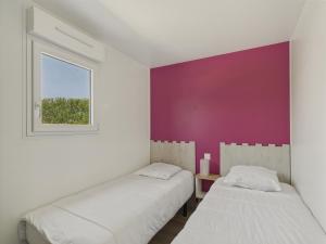 Chalets Chalet pour 6 - Piscine chauffee - Terrasse : photos des chambres