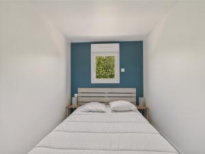 Chalets Chalet pour 6 - Piscine chauffee - Terrasse : photos des chambres