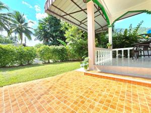 Village Beach House II