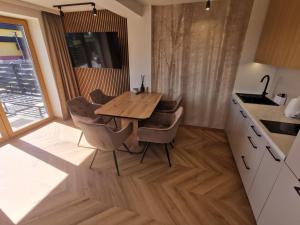 Apartament z ogródkiem