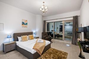Cozy Business Bay Studio With Burj Khalifa View