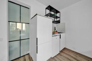 PEARL02 Pearl Arbor Studio 2