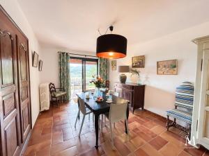 Maisons de vacances Belle demeure dans les hauteurs d-Ollioules : photos des chambres