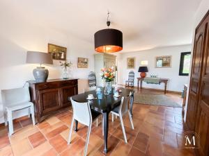 Maisons de vacances Belle demeure dans les hauteurs d-Ollioules : photos des chambres