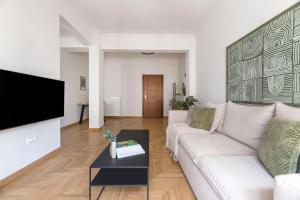 Chic & Spacious 3BR Apartment at National Museum by UPSTREET
