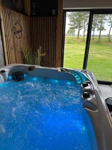 Love You Suite Romantique Spa 25min du futuroscope