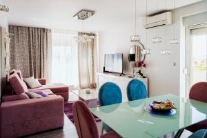 Downtown luxury apartment Emili