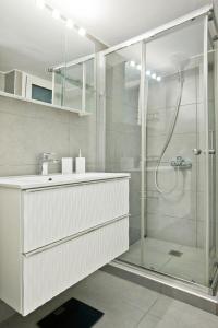 Serenity in the city - Stylish 1bd Garden Flat