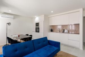 The Lisbon Hideaway, 2 Bed Urban Terrace Stay
