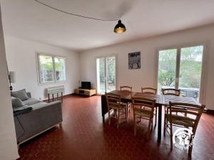 Maisons de vacances L angele : photos des chambres