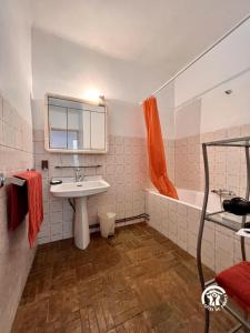 Maisons de vacances L angele : photos des chambres