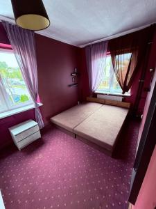 Team Hostel