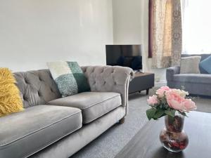 Spacious Family Friendly 4-Bed Holiday Home