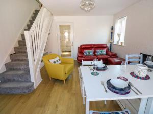 Ty Bach Twt Llanelli