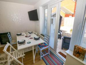 Ty Bach Twt Llanelli