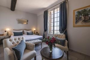 Deluxe Double Room room in Château Le Cagnard