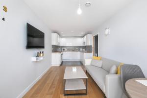 1 Bedroom Apartment near City Airport