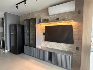 Apt quarto e sala moderno vista mar