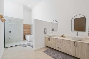 Walk to the Beach Stay in Style