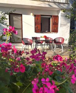 Grandpa Simos Traditional Guest House (B)