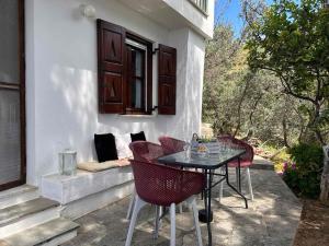 Grandpa Simos Traditional Guest House (B)