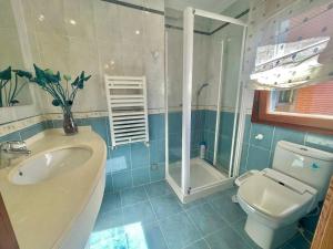 Katorse , 2 dormitorios , 2 baños y ascensor