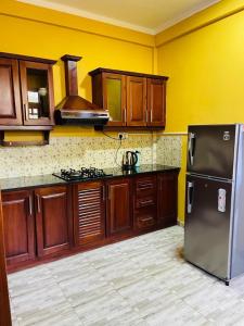 Kanapathiy Rest House