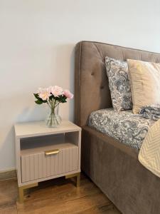 Lya Chmielna Apartment