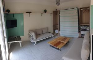 studio à 5 minute à pieds de la mer