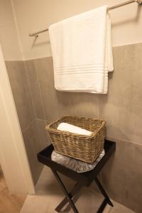 Silvermine One Bedroom Apartment