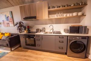 Silvermine One Bedroom Apartment