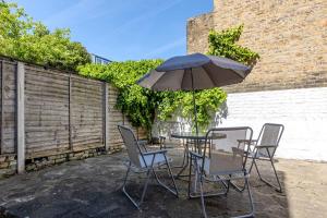Amazing 2BR Flat by Clapham Common with Garden