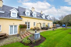 Faithlegg Mews, Faithlegg