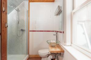 Discovery Accommodation