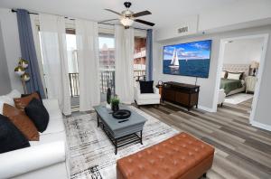 Shores of Panama 2117 condo