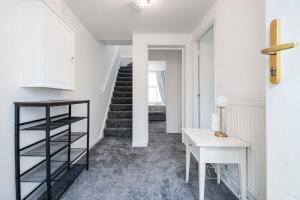 Spacious London stay - 3 Bedroom property