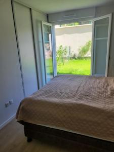 Appartements Chambre d-hote, dans 4 pieces , avec terasse, jardin : photos des chambres