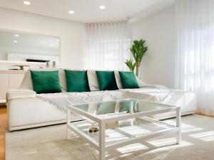 Prestige Lisbon Entire 3 Bedroom Luxury Apartment