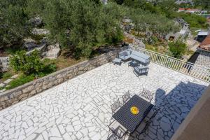 Apartment Skalin - Modern Comfort with a Local Touch