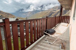 HelloCHALET- Maison Skis Aux Pieds - ski-in with boot warmer and garage