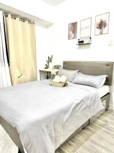 1BR Condo Unit in Quezon City with PS4 and FREE Pool Access