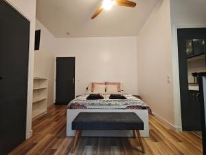 Studio vue sur le rocher