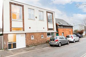 Spacious 2 Bedroom Apartment in Central Tonbridge