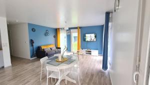 Appartements Joli 3 pieces proche RER D : photos des chambres