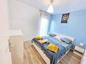Appartements Joli 3 pieces proche RER D : photos des chambres