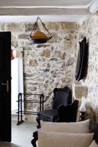 Antonias stonebuilt mansion with a private pool