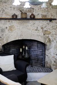 Antonias stonebuilt mansion with a private pool