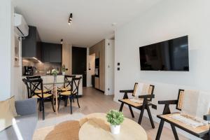 Charming Retreat 2D2B Apartment